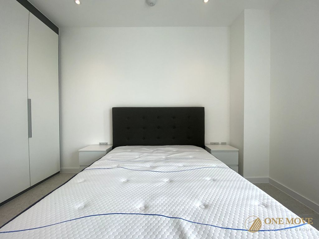 Property photo 2 of 47