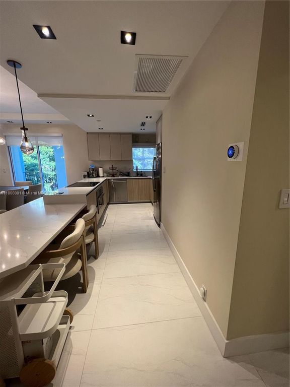 Property photo 3 of 33 <Alttext/>