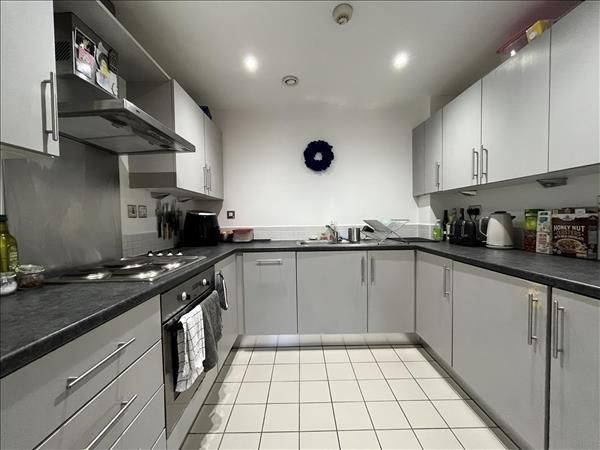 Property photo 2 of 4 Met1000847A.Jpg