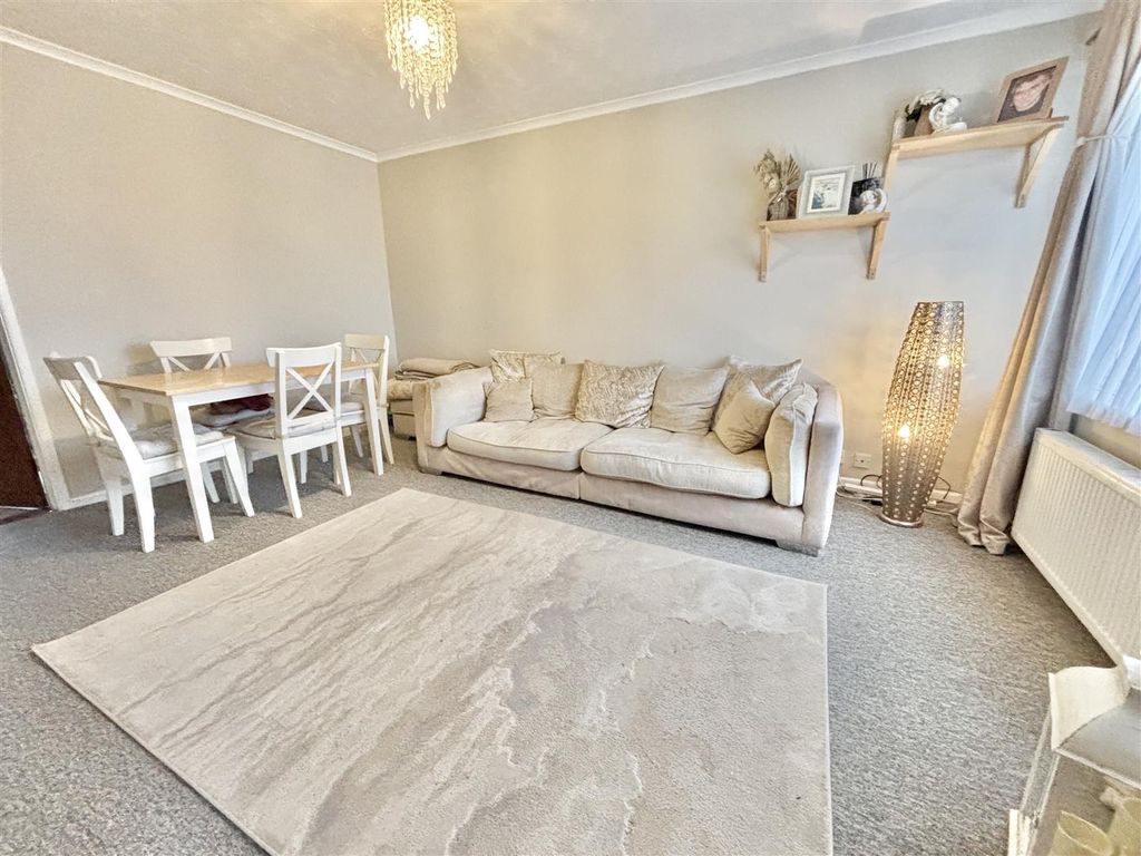 Property photo 2 of 10 Img_9823.Jpeg