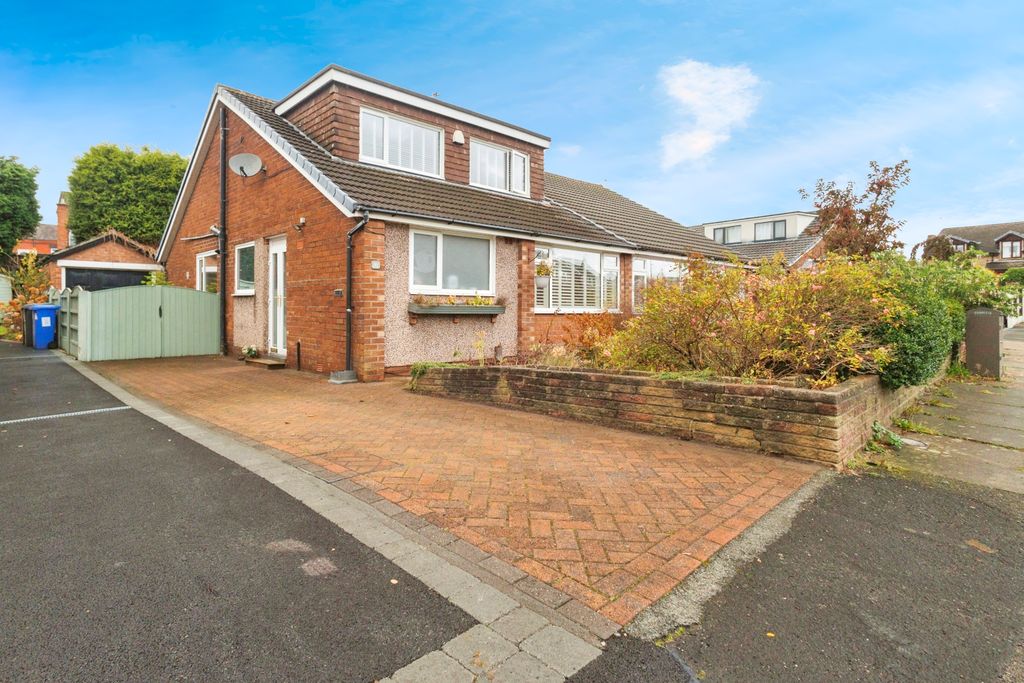 Property photo 1 of 16 Photography