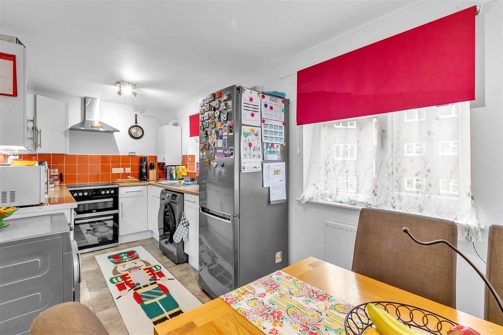 Property photo 3 of 16 Kitchen 1A.Jpg