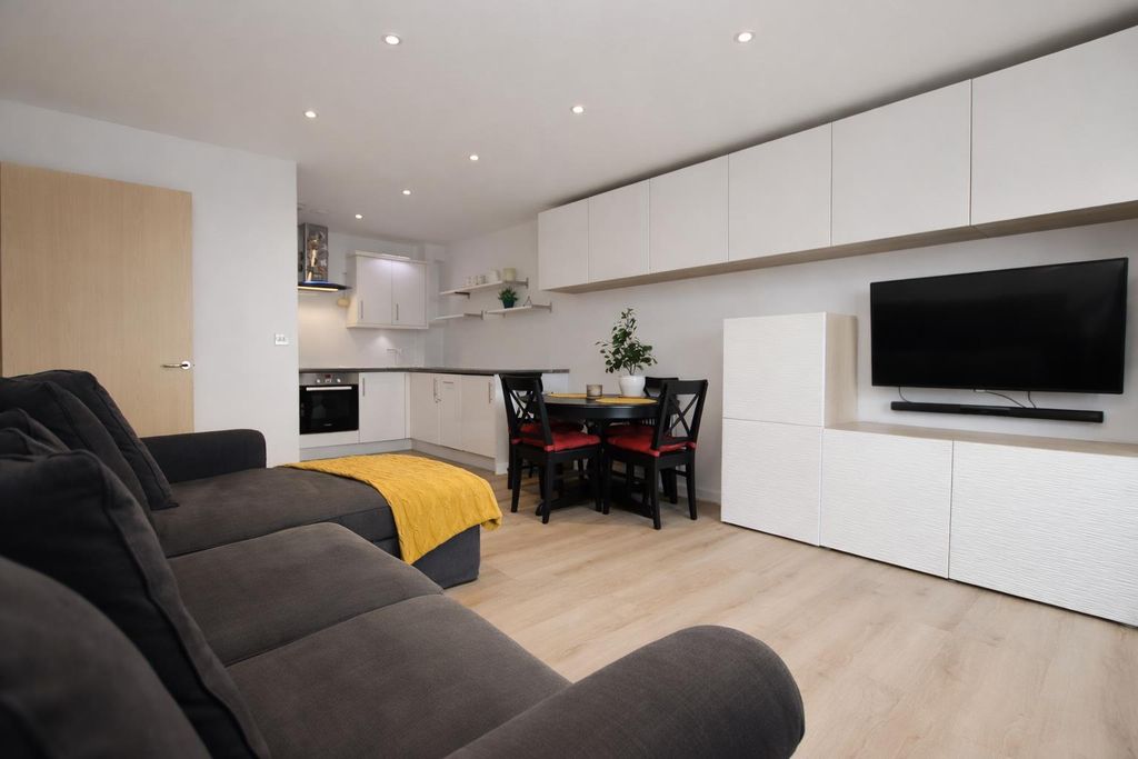 Property photo 1 of 10 24A03Bc0-E131-4086-B3A1-65Cf03399c24.Png