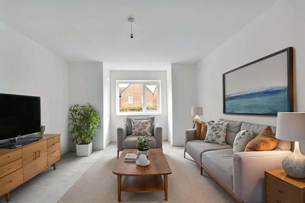 Property photo 3 of 8 Uusub6Ukaugkgr913Wlivg.Jpg