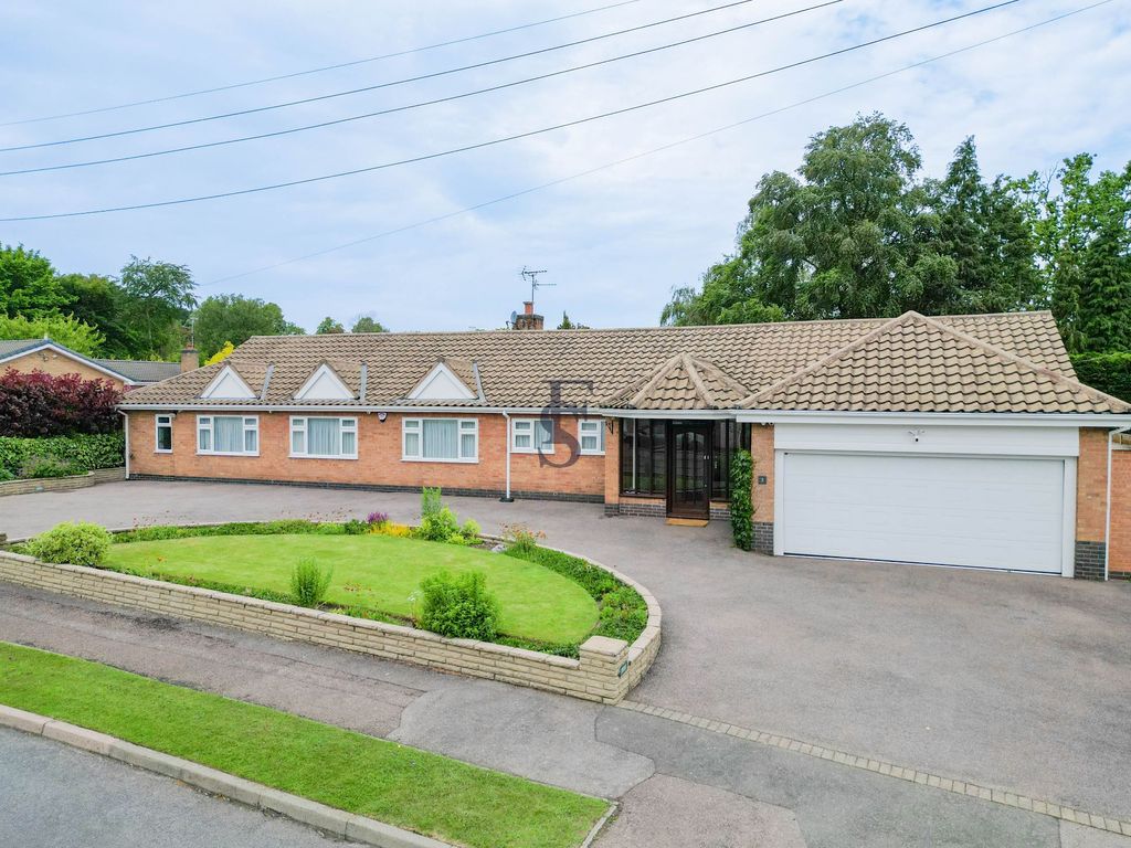Property photo 1 of 30
