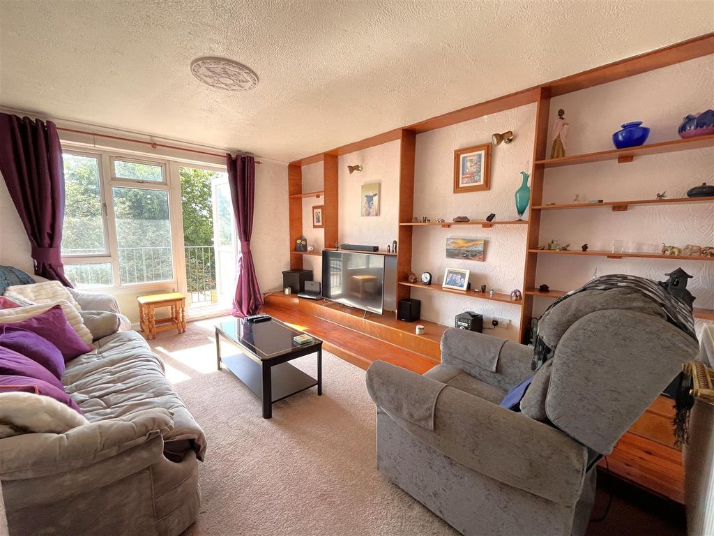 Property photo 3 of 14 Img_5875.Jpg