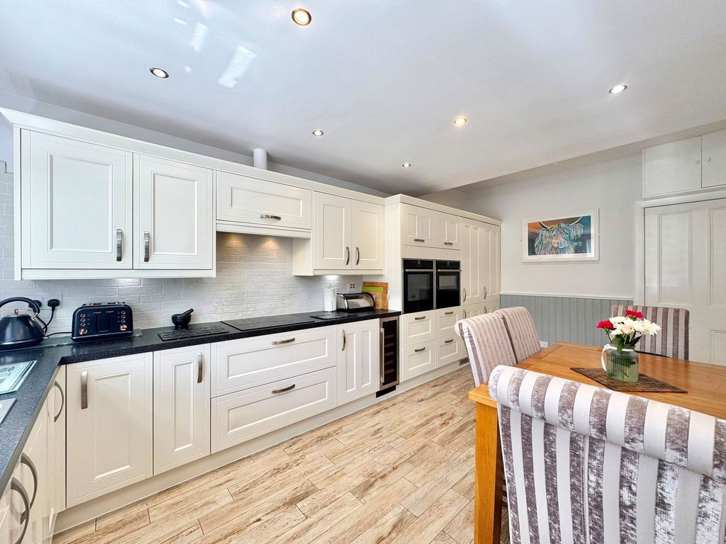 Additional image 7 of 4 bed semi-detached house for saleMain Road, Kirkoswald KA19