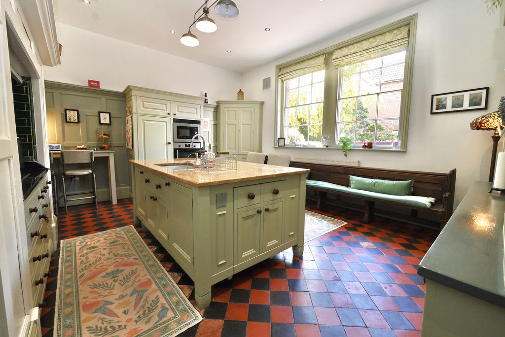 Additional image 15 of 4 bed semi-detached house for saleSunderland Street, Tickhill, Doncaster DN11