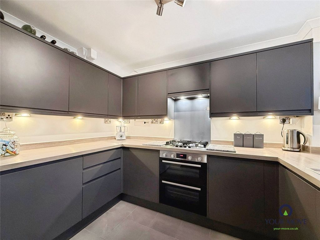 Property photo 3 of 24 Picture No. 28