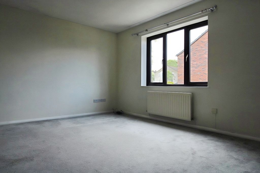 Property photo 3 of 7 Pbox-Img.Jpg