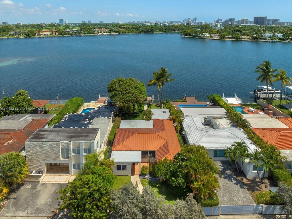 Property photo 1 of 25