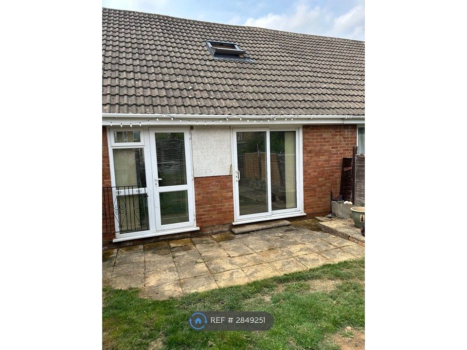Property photo 2 of 12
