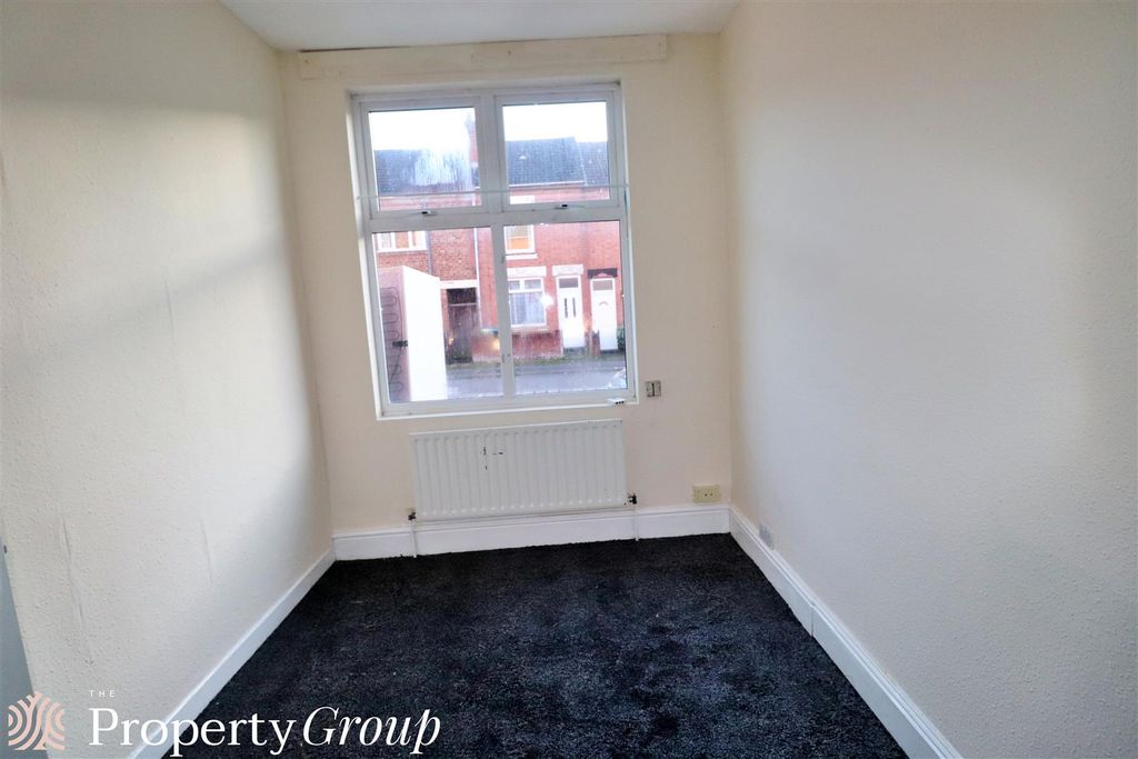 Property photo 3 of 14 Harley Street 37 (4).Jpg