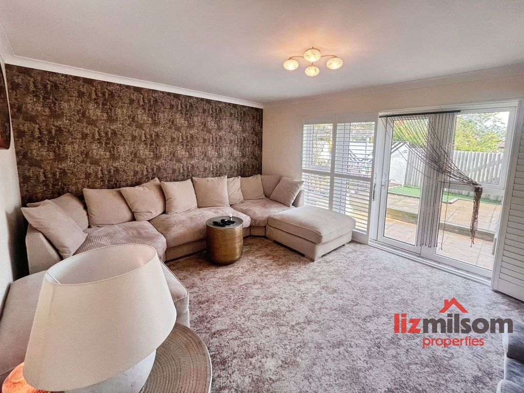 Property photo 3 of 14