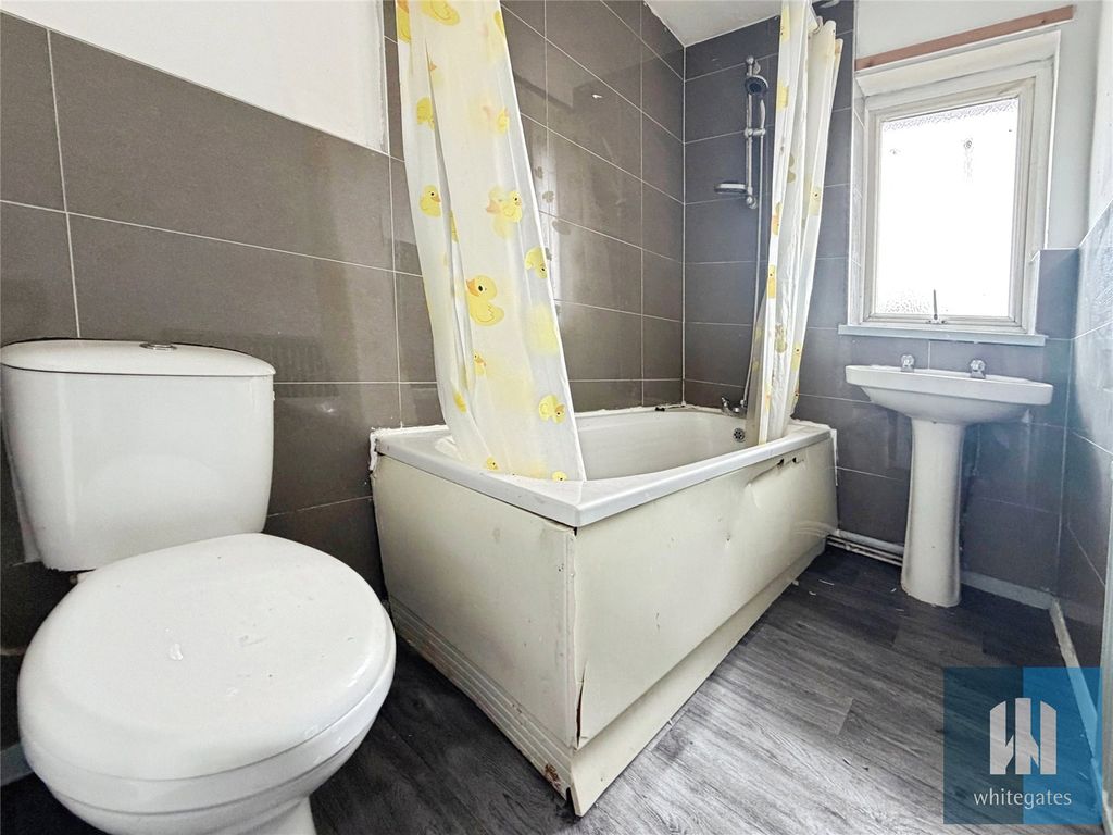 Property photo 3 of 17 Picture No. 01