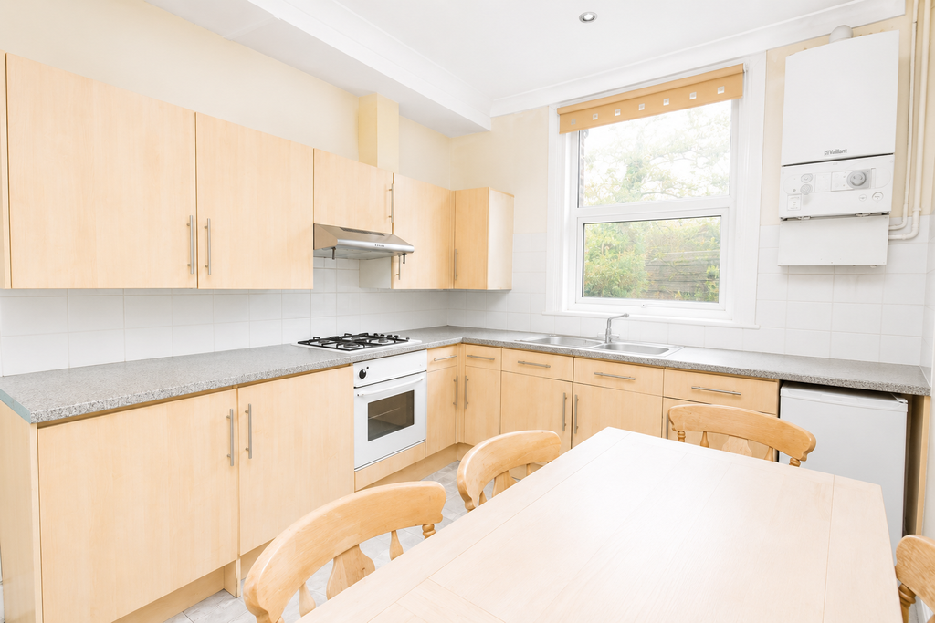 Property photo 1 of 5