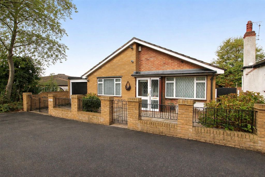 Property photo 1 of 21 Front B.Jpg