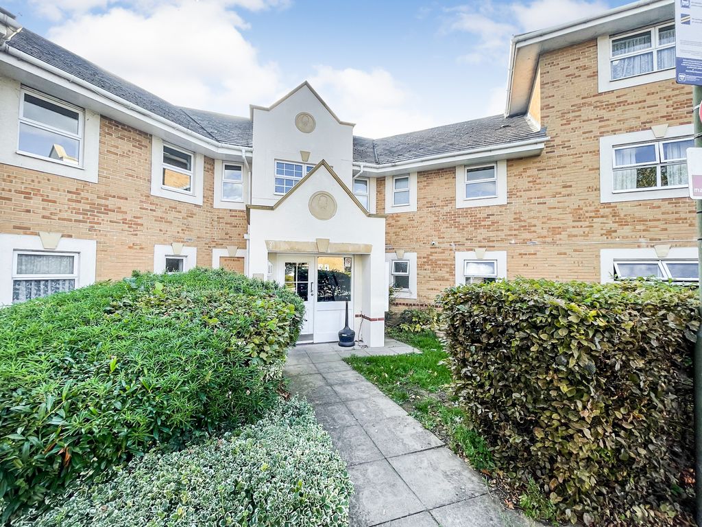 Property photo 1 of 9