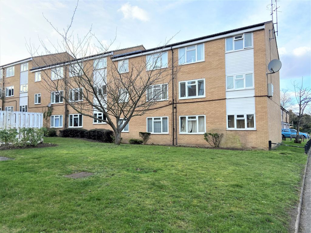 Property photo 1 of 6