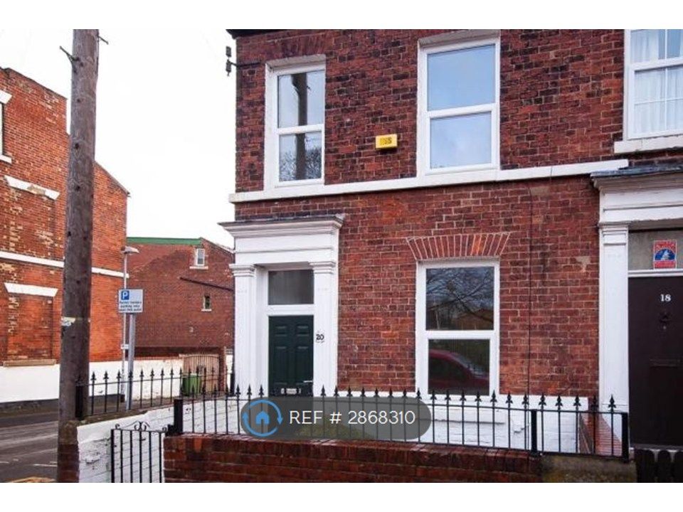 Property photo 2 of 18