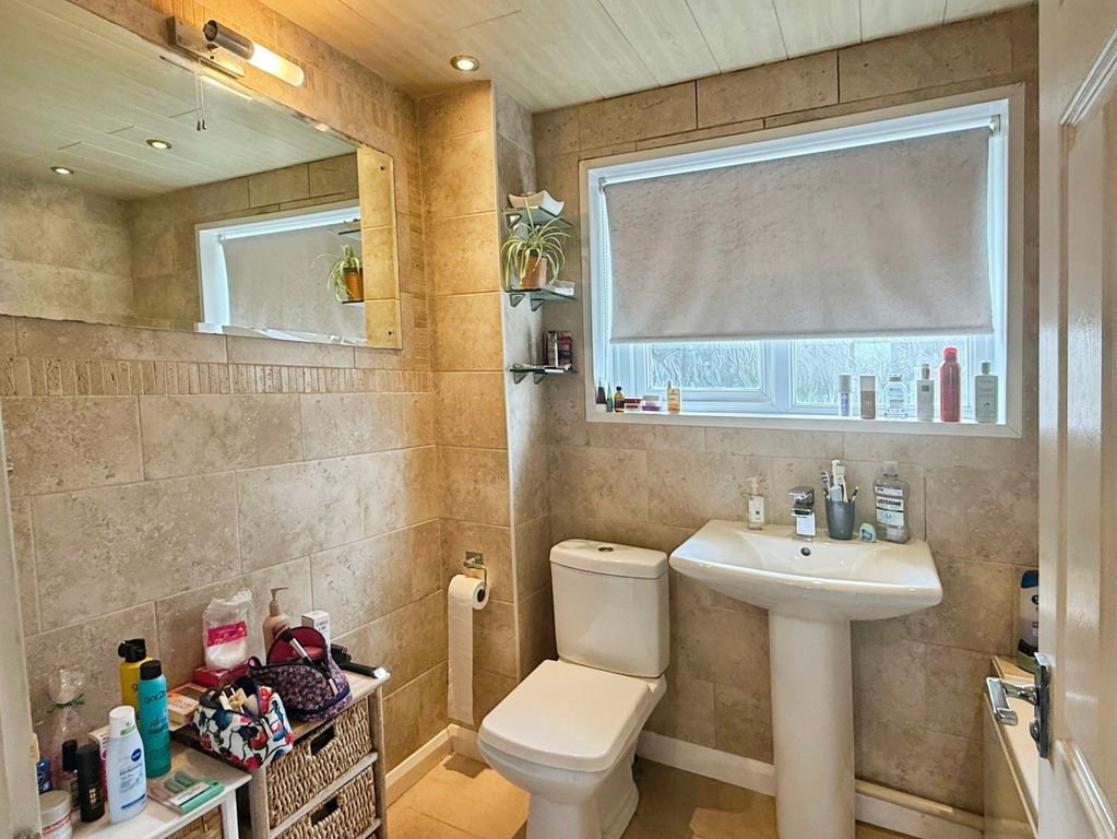 Property photo 3 of 12 3 - Bathroom