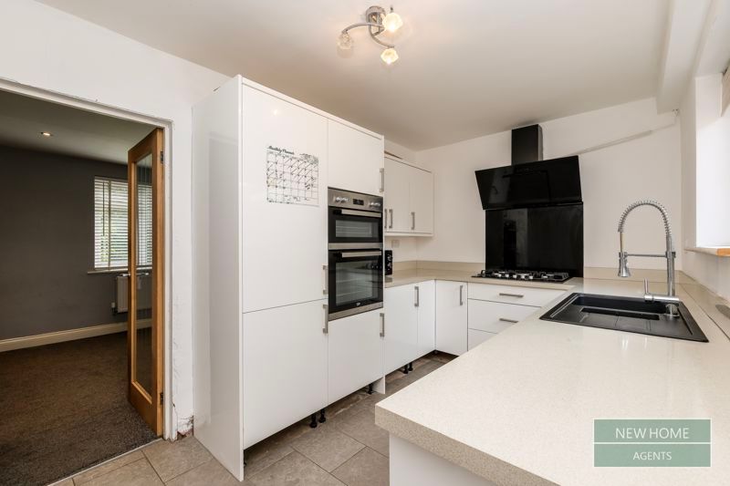 Property photo 3 of 26 Photo 16