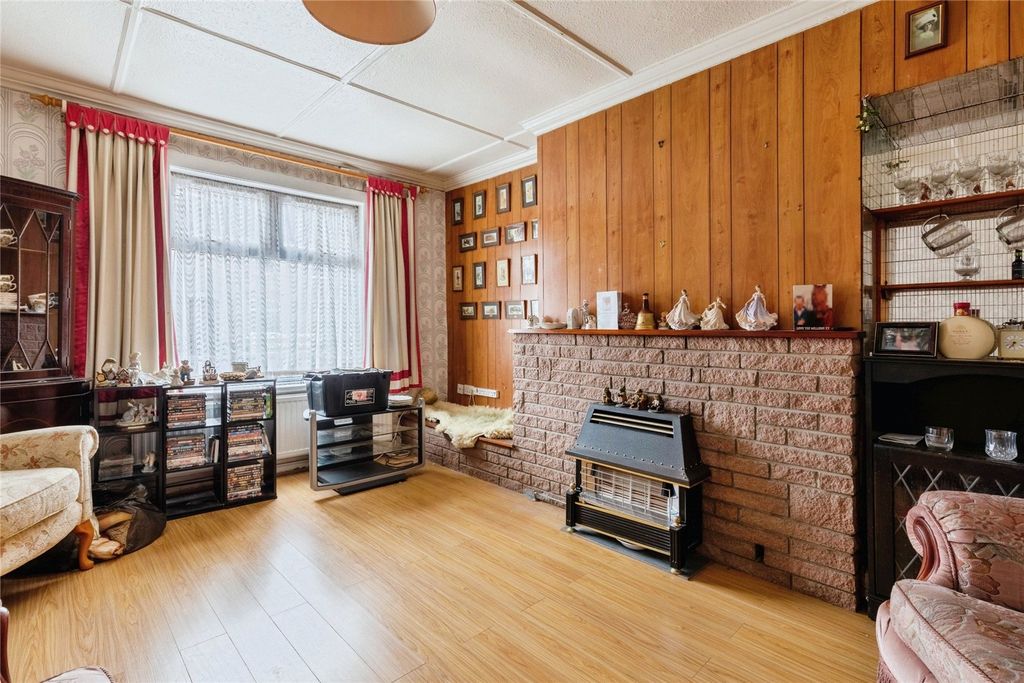Property photo 2 of 21 Picture No. 05
