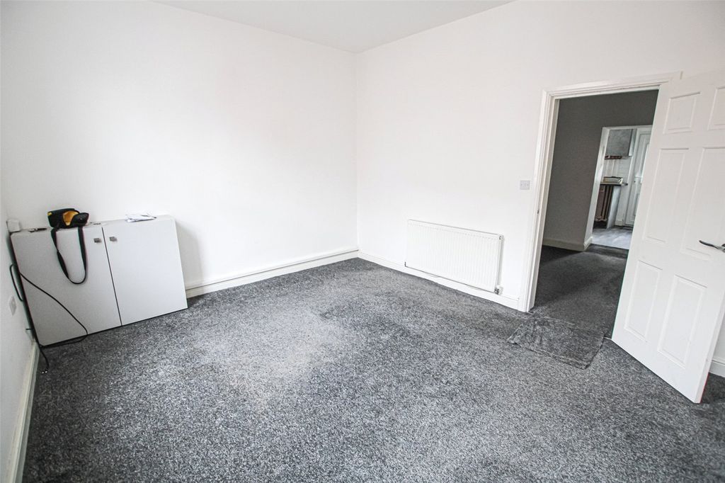 Property photo 2 of 9 Picture No. 01