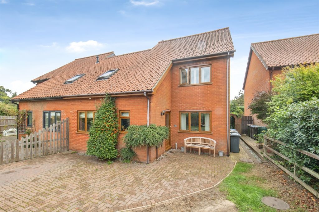 Property photo 1 of 22