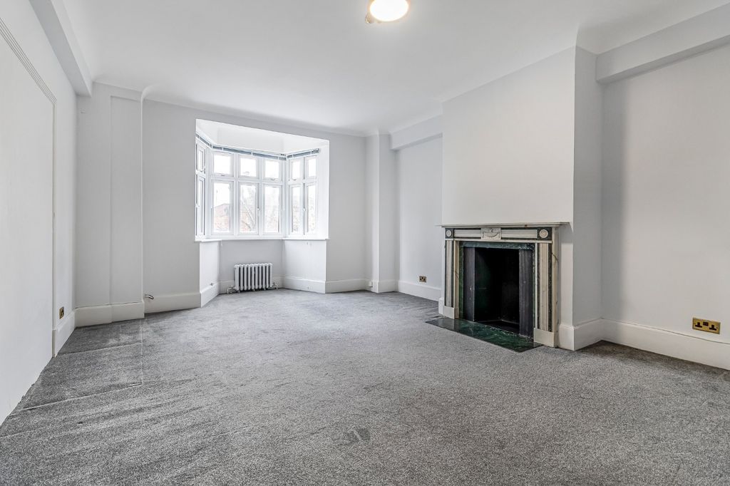 Property photo 2 of 14 Living Room