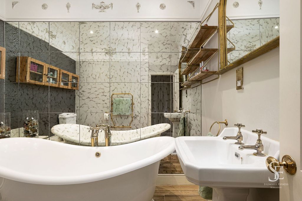 Additional image 12 of 5 bed detached house for saleBuck Farm House, Howe Lane, Binfield RG42