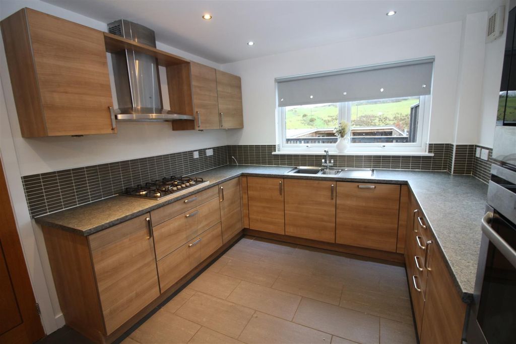 Additional image 6 of 5 bed detached house for saleMillhouse Road, Millhouse Gate, Inverkip PA16