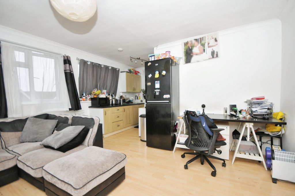 Property photo 2 of 9 Photography