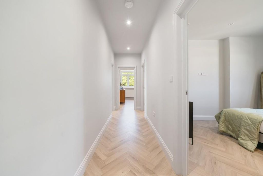 Additional image 12 of 2 bed flat for saleBelair Court, 144 High Street, Edgware HA8