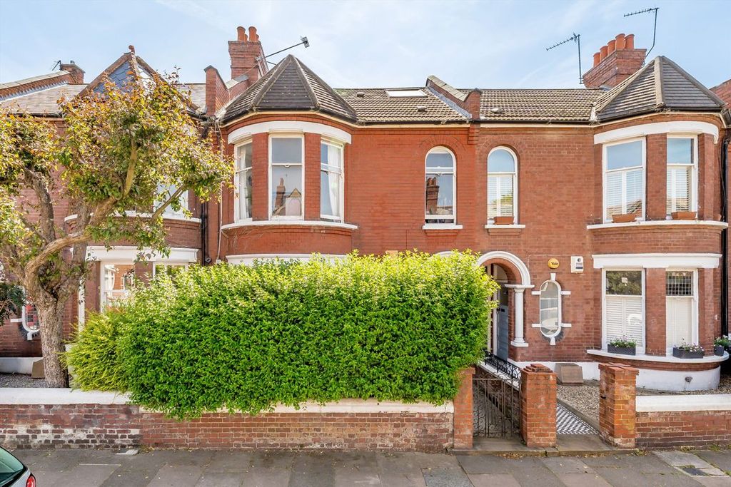 Property photo 1 of 7