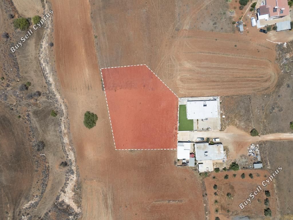 Property photo 3 of 8