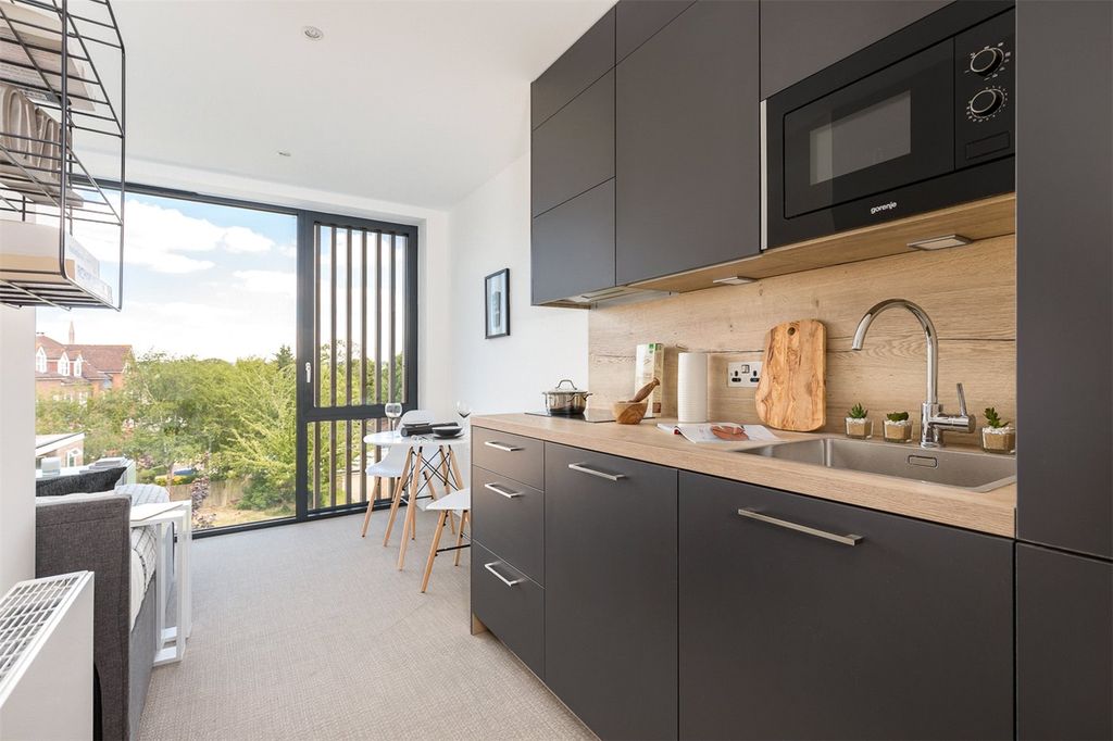 Property photo 3 of 8 Picture No. 01