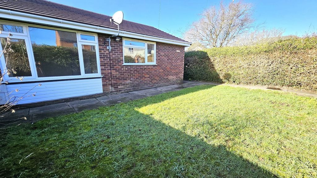 Property photo 3 of 18