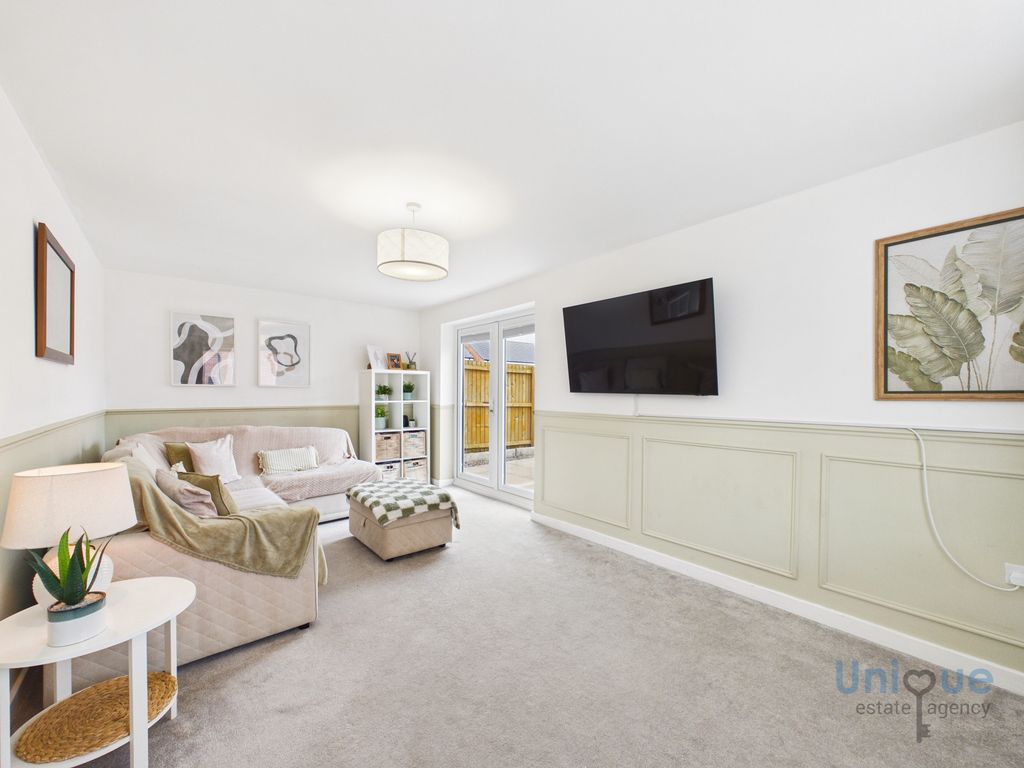 Property photo 3 of 25