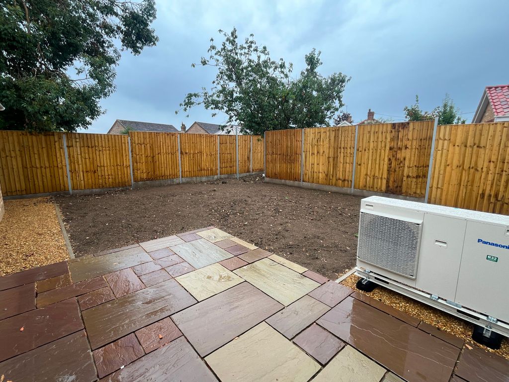 Property photo 3 of 5