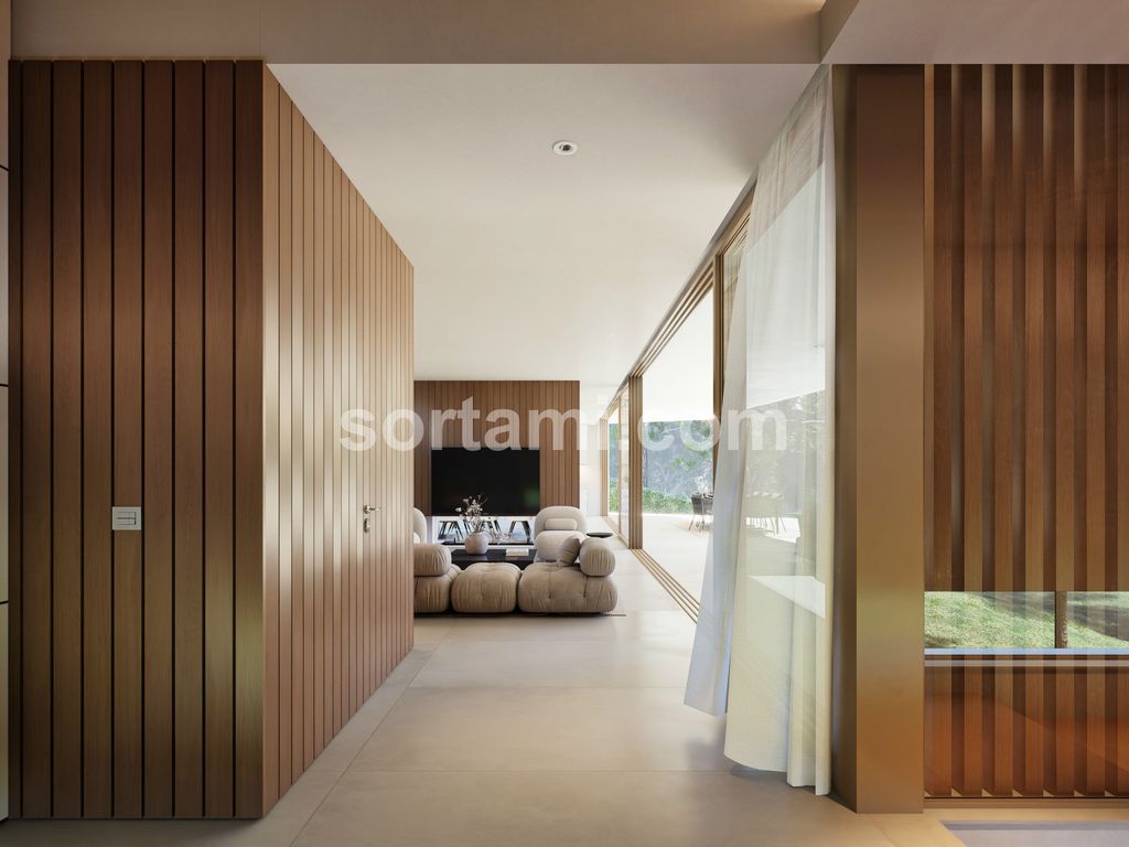 Property photo 3 of 32