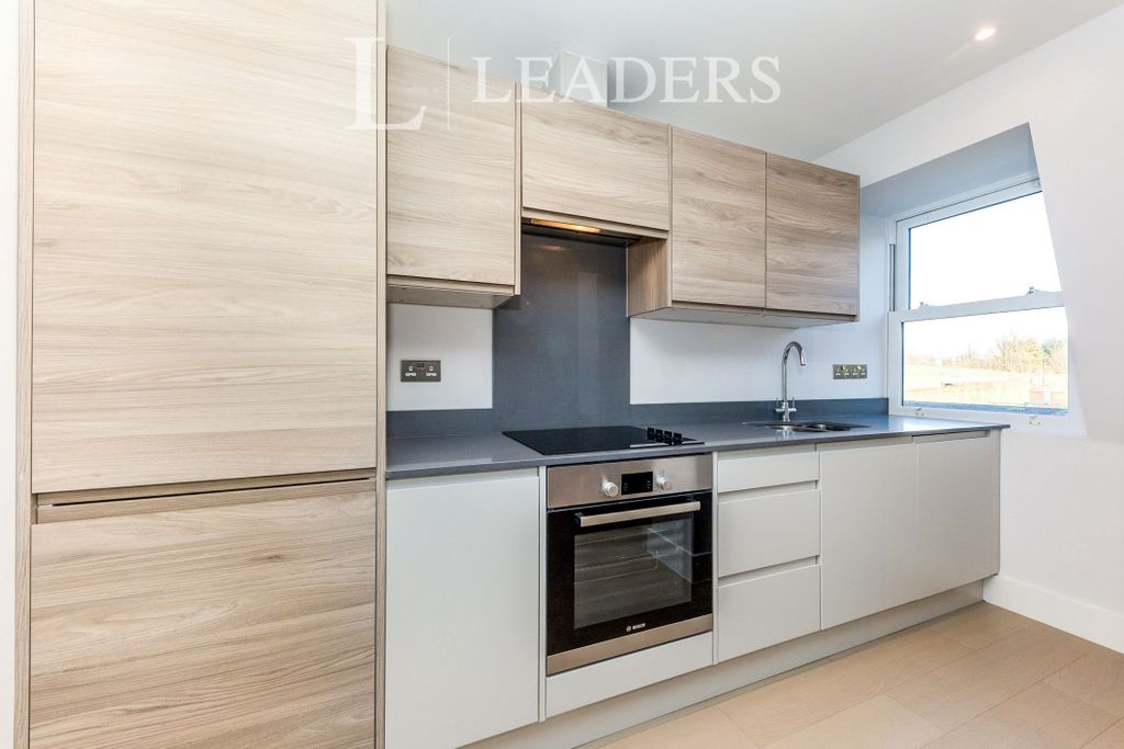 Property photo 1 of 11 Kitchen