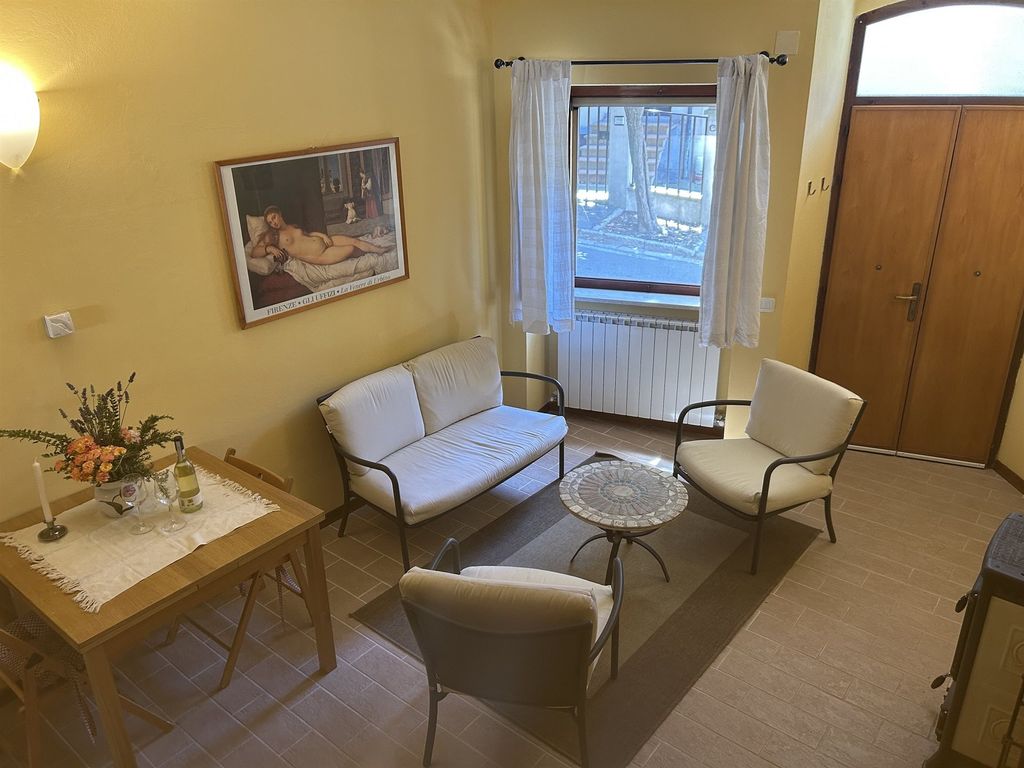 Property photo 1 of 31 Charming Two-Level Home In The Heart Of San Venanzo
