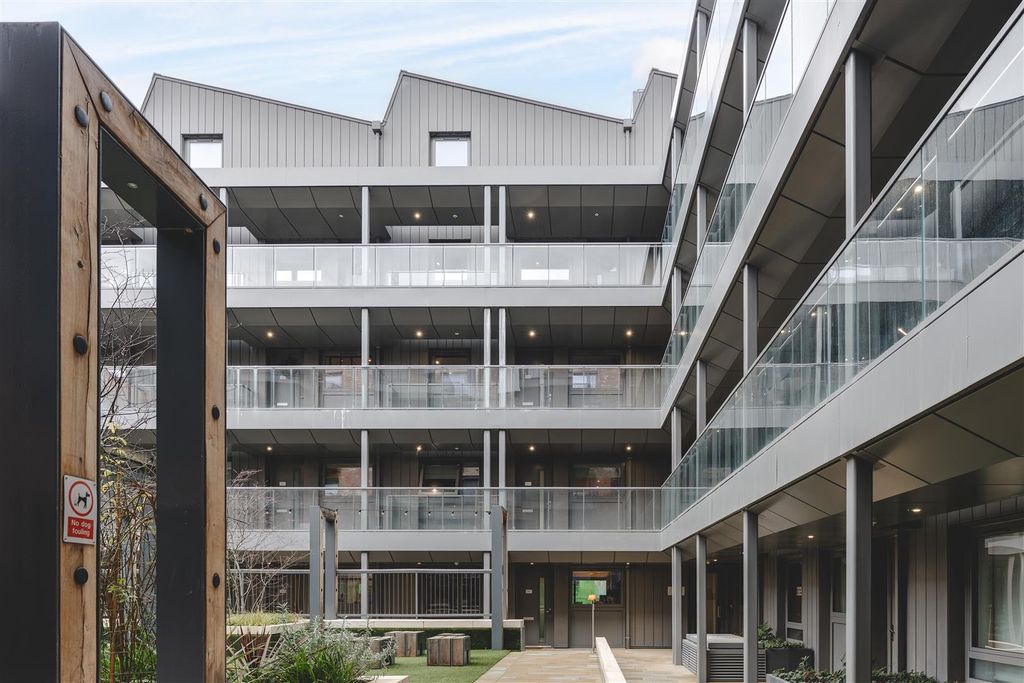 Property photo 1 of 28 Curie House-28.Jpg