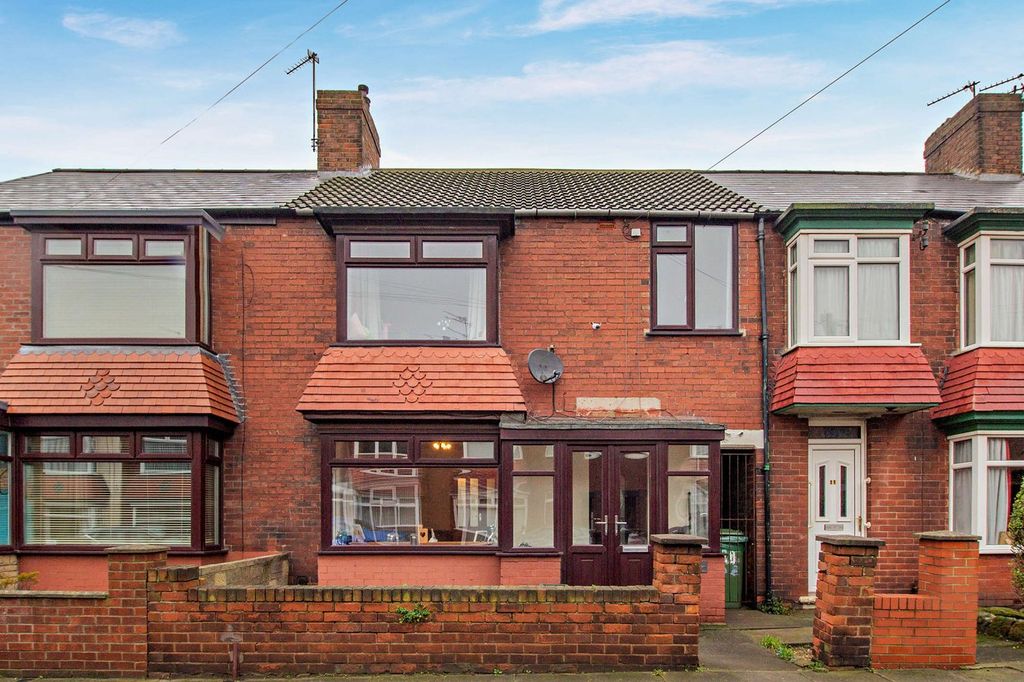 Property photo 1 of 25