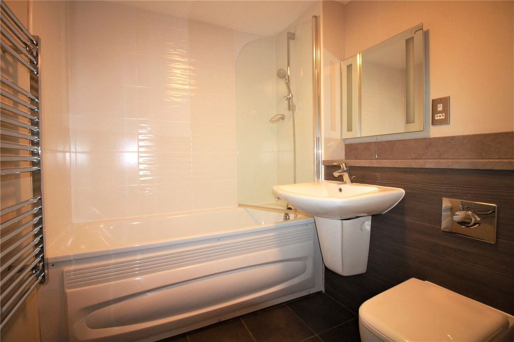 Property photo 2 of 6 Picture No. 01