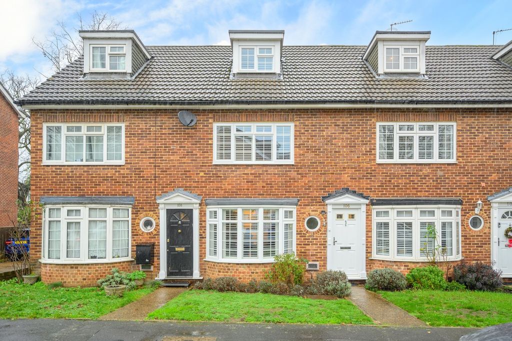 Property photo 1 of 12