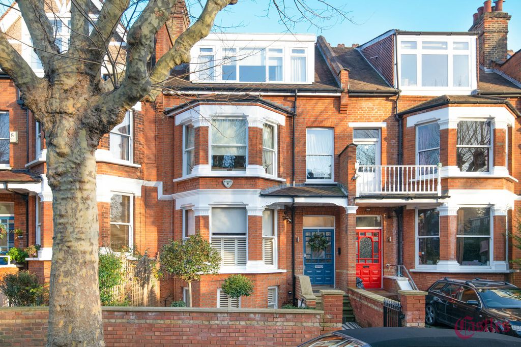 Property photo 2 of 27 Front (Exterior)