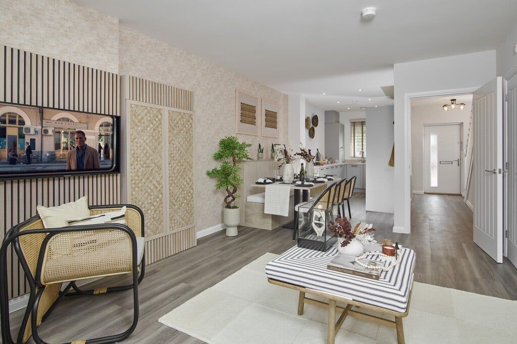 Property photo 2 of 8 Henly Open Plan
