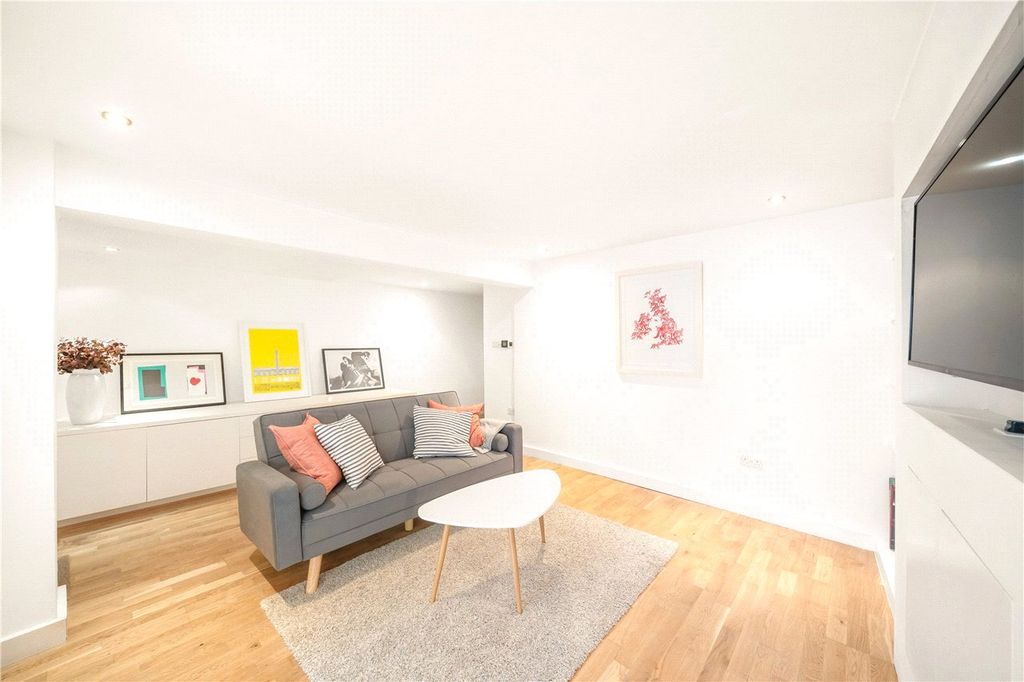 Property photo 2 of 10 Picture No. 27